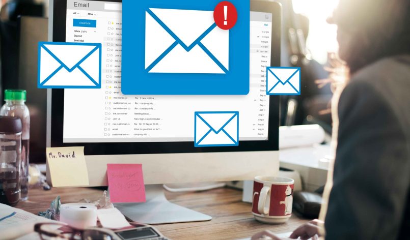 message-online-chat-social-text-concept (1)